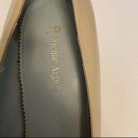 Etienne Aigner Cream Closed Toe Pumps 8M - Picture 9 of 9